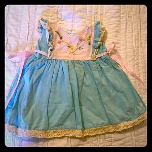 Well Dressed Wolf Grandmas Attic size 18m VGUC